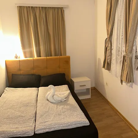 Pansion , Mostar